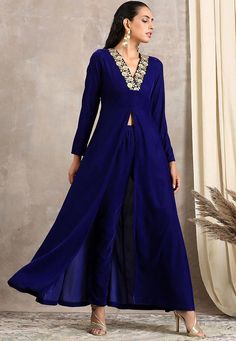 Readymade Velvet Front Slit Kurta in Royal Blue This V Neck and Full Sleeve attire is Prettified with Zari and Patch Work Available with a Velvet Pant in Royal Blue Do note: The Length may vary upto 2 inches. Accessories shown in the image are for presentation purposes only.(Slight variation in actual color vs. image is possible). Western Party Wear Dresses, Blue Velvet Suit, Western Party Wear, Dress Makeover, Velvet Kurta, A Line Kurti, Royal Blue Suit, Long Kurti, Desi Fashion Casual