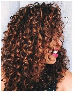 35+ Spiral Perm vs Regular Perm »Gutschein gültig Bridesmaid Chignon, Dark Auburn Hair Color, Dark Auburn Hair, Auburn Balayage, Highlights Curly, Curly Color, Hair Messy, Low Chignon