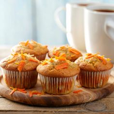 ¡Descubre la fusión perfecta de sabores con nuestros Muffins de Zanahoria y Naranja! 🥕🍊 Deliciosamente equilibrados entre la dulzura reconfortante de la zanahoria y la frescura cítrica de la naranja. 🧁✨ Una opción saludable con harina integral y almendra, ideales para un toque de dulzura nutritiva en tu día. ¡Prepáralos y comparte la magia de la repostería casera! 🌈👩🍳 Coconut Muffins, Carrot Muffins, Hot Cakes, Funnel Cake, Breakfast Muffins, Sweet Savory, The Natural, Us Foods, Cake Desserts