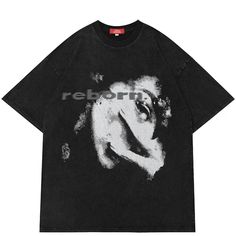 Keigo" Oversized T-Shirt Random Graphics, Oversized Black T Shirt, Sneakers Street, Tshirt Oversized, Retro Shorts, Clothes Ideas, Inspiration Mode, Oversized T Shirt, Clothing Ideas