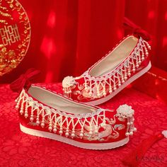 Lasaky - Chinese Traditional Heeled Embroidered Shoes for Performance, Dance and Hanfu Outfits Hanfu Shoes, Traditional Chinese Hanfu, Chinese Shoes, Chinese Embroidered, Open Toe Slippers, Embroidery Shoes, Chinese Hanfu, Embroidered Shoes, Leather Platform Sandals