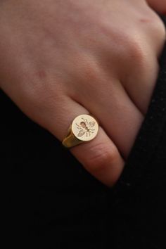 Solid Round Bee Engraved Signet Ring   Top of Ring is 11mm x 11mm    9ct yellow gold Bee Signet Ring, Signet Ring Engraving, Engraved Signet Ring, Ring Engraving, Bee Ring, Bee Jewelry, Signet Rings, Gold Bee, Senior Year