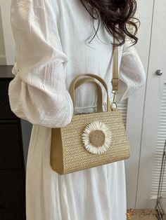 BirdinBag - Chic Floral Straw Crossbody Bag: Stylish Solid Color, Minimalist Summer New Arrival Straw Crossbody Bag, Beach Tops Summer, Sling Purse, Straw Weaving, Minimalist Summer, Straw Handbags, Bag Summer, Luxury Designer Handbags, Small Handbag