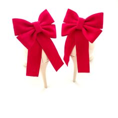 ★ Beautiful suede heel shoe clips (pair of 2) ★ Shape of bows ★ Perfect for everyday styling or special occasions ★ Secured with felt, so you will not damage the shoe ★ Color available; red ★ We make every effort to ensure that the photos reflect the actual color of the product as much as possible, however, it may be slightly different depending on the settings of your monitor Red Suede Shoes, Red Suede Heels, Shoe Clips, Red Suede, Bow Clips, Suede Heels, Suede Shoes, The Back, Clothing And Shoes