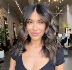 Bronde Balayage Hair, Fall Haircolor, Fall Brunette, Hair Colors Highlights, Highlights Brunette, Brunette Medium, Balayage Hair Color Ideas, Chocolate Brown Hair Color, Highlights Color