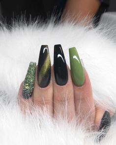 36 Best Coffin Nail Designs You Should be Rocking in 2020 Green Nails Coffin Shape, Green Nails Coffin, Nails Coffin Shape, Occasion Nails, Blue Coffin Nails, Glitter Manicure, Pedicure Manicure, Her Nails, Coffin Shape