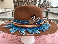 Luxury Solid Hat Bands For Fall, Embellished Hats, Burned Hats, Sombrero Cowboy, Cowboy Hat Design, Festival Hats, Diy Hats, Hat Burning, Custom Cowboy Hats