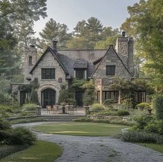 Tudor Style Homes, Cottage Exterior, Exterior Design Ideas, Fantasy Homes, Countryside House, House Exterior Design, Stone Cottage, Stone Houses, Urban Living