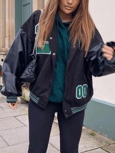 ⚡️Buy Oversized Logo Varsity Jacket Black S under $56.00 in Jackets Online. Style: Casual, Street Color: Black Fabric Content: Polyester Blend Fit Type: Loose fit Neckline: Crew Neck Sleeve Length: Long Sleeve Design: Front Snap Button Fastening, Functional Pockets, Contrast Trim. ✓2022 NEW YEAR SALE | $10 OFF OVER $75 CODE: NY1 I $25 OFF OVER $125 CODE: NY2 | $35 OFF OVER $215 CODE: NY3✓Free Shipping on all orders over $69 USD.. Check reviews and order Oversized Logo Varsity Jacket today. Varsity Jacket Black, Cropped Zip Up, Long Sleeve Design, Exclusive Fashion, Jackets Online, Contrast Trim, Jacket Sale, Sleeve Designs, Outerwear Women