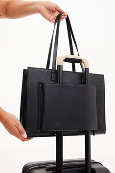 BÉIS 'The Work Tote' in Black - Black Work Bag For Women & Laptop Tote Bag Business And Pleasure, Work Purse, Laptop Tote Bag, Work Tote Bag, Laptop Tote, What In My Bag, Work Tote, Black Work, Office Essentials