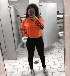 @yamtrill :) Vans Outfit, Chill Outfits, Dope Outfits, Outfit Goals, Baddie Outfits, College Outfits, Fall Winter Outfits, Outfits Casuales, Teen Fashion