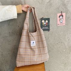 Shape: Casual ToteHandbags Type: Shoulder BagsTypes of bags: Shoulder HandbagsOrigin: CN(Origin)Main Material: Milk CottonClosure Type: OPENHardness: SOFTExterior: NONEStyle: FashionModel Number: YJdjb-099Occasion: VersatileGender: WOMENPattern Type: PlaidNumber of Handles/Straps: TwoInterior: Cell Phone PocketDecoration: NONEItem Type: Handbags Plaid Tote Bag, Plush Bags, Girls Handbags, Handbags Casual, Cloth Fabric, Canvas Handbags, Plaid Fashion, Casual Tote, Shopping Tote Bag