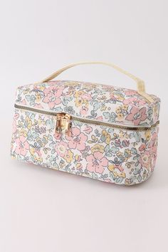 Carry your cosmetics in style with our playful yellow floral makeup bag. Fun and functional, this bag is perfect for on-the-go touchups and brings a touch of sunshine to your beauty routine. A must-have for any fashionista! (No more digging for your favorite lipstick, this bag keeps you organized.) 9.84*5.9*5.5in 25%Cotton 75%Polyester MC403340 Pink Travel Cosmetic Bag For Spring, Spring Multicolor Travel Cosmetic Bag, Spring Travel Multicolor Cosmetic Bag, Pink Cosmetic Bag For Everyday Use In Spring, Pink Cosmetic Bag For Everyday Use, Pink Cosmetic Bag For Daily Use In Spring, Trendy Spring Cosmetic Bag For Daily Use, Multicolor Spring Cosmetic Bag, Trendy Spring Cosmetic Bag