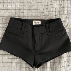 Size 34. No Tags , But Brand New . Very Short. Gorgeous. With Dust Bag Saint Laurent Shorts, Going Out Bottoms, Elevated Minimalist Fashion, Paris Street Style Summer, Ysl Clothes, Trouser Shorts, Black Leather Shorts, Contrast Top, Luxury Clothes