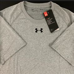 Under Armour Dri-Fri Locker Short Sleeve Tee Gray Men's Size Medium Under Armour Gray Crew Neck Top, Under Armour Short Sleeve Sports Shirt, Baseball Tee Shirts, Muscle Shirts, Rock T Shirts, Compression Shirt, Under Armour Shirts, Athletic Shirts, Under Armour Men