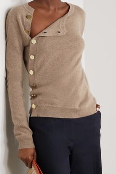 Beige Minamoto button-embellished cashmere sweater | Altuzarra | NET-A-PORTER Winter Knitwear, Womens Cashmere, 가을 패션, Classic Outfits, Cashmere Sweater, Net A Porter, Group Chat, Cashmere Sweaters, Sweater Outfits