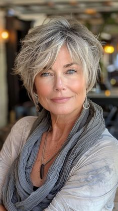 Lady Hair, Stacked Hair, Short Silver Hair, Short Haircut Styles, Gray Hair Cuts, Spiked Hair, Messy Short Hair, Blending Gray Hair