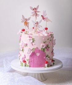 Butterfly Fairy Cake Ideas, Butterfly Themed Cake Ideas, Pink Fairy Birthday Cake, Fairy Cake Easy, Fairy Theme Birthday Party Cake, Meri Meri Fairy Cake, Fairy And Butterfly Cake, My Fairy First Birthday Cake, Fairy Birthday Cake Ideas Simple