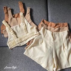 Pola Bra, Linen Style Fashion, Corset Fashion, Diy Clothes Design, Classy Casual Outfits, Easy Trendy Outfits, Diy Sewing Clothes, Linen Clothes, Fashion Sewing