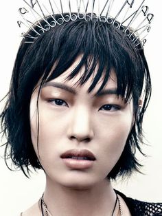 PUNK BEAUTY EDITORIAL VOGUE JAPAN THE DESTINY OF PUNK Model: Chiharu Okunugi Photographer: David Slijper Styled... Editorial Vogue, Portfolio Fashion, Punk Inspiration, Vogue Japan, Grunge Hair, Beauty Accessories, Beauty Photography