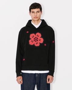 'Boke Flower' classic hoodie.
Front placed printed ‘Boke flower'.
Embroidered 'Boke Flower' patches.
Embroidered KENZO Paris branding below the collar on the back.
Light soft unbrushed molleton. Lucky Tiger, Kenzo Logo, Kenzo Paris, Scarf Pin, Polo Sweatshirt, Cardigan Shirt, Embroidered Hoodie, Sweatshirt Dress, Hoodie Design