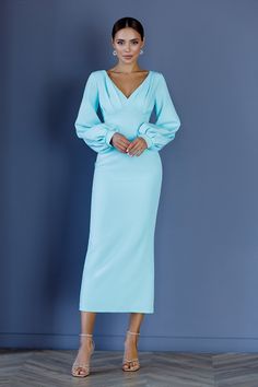 Tiffany-Blue V-Neck Puff-Sleeve Midi Dress – ELAGIA Groom Dresses, Puff Sleeve Dresses, Fashion Night, Blue V, Tiffany Blue, Classy Women, Classy Dress, Work Outfits, Mother Of The Bride Dresses