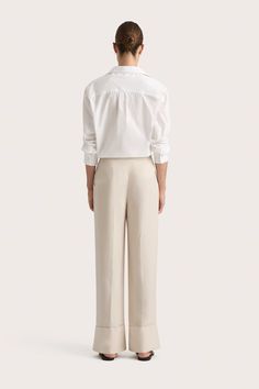 A mid-rise suit trouser, crafted from a Linen blend fabrication in a neutral hue. They are designed with a full-length straight leg and cuffed hem detail. Pair with a classic button up like the Alliste Shirt or the matching Soleil Blazer for a refined yet relaxed approach to suiting. Maxi Dress Sale, Favorite Daughter, Faithfull The Brand, Trouser Suits, New Print, Shirt Accessories, Sale Design, Wardrobe Staples, Linen Blend