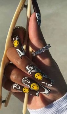 68 aesthetic Y2K Nails designs you cannot get enough of Brown Acrylic Nails, Nails Yellow, Drip Nails, Glamour Nails, Exotic Nails, Long Acrylic Nails Coffin, Smiley Faces