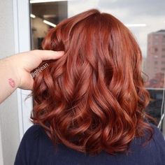 Learn Hairstyles, Hair Curt, Shades Of Red Hair, Hair Color Burgundy, Lob Hairstyle, Burgundy Hair, Velvet Hair