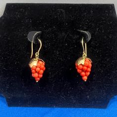 Estate Grapes Coral D Napoli 14k Gold Dangle Earrings Newer Used. No Original Box. Total Weight 3.8g. See Pictures For More Information Yellow Gold Teardrop Cluster Earrings For Gift, Formal Drop Cluster Earrings With Ear Wire, Yellow Gold Dangle Cluster Earrings For Formal Events, Yellow Gold Dangle Cluster Earrings For Anniversary, Classic Dangle Cluster Earrings Gift, Classic Dangle Cluster Earrings For Gift, 14k Gold Briolette Earrings Gift, Formal Yellow Gold Dangle Cluster Earrings, Classic 14k Gold Briolette Earrings