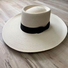 Atwood Palm Leaf Western Hat - Buckaroo Nevada How To Wear A Fedora Women, Dread Women, Buckaroo Hats, Bohemian Hats, Classy Hats, Dressy Hats, Womens Hats, Beach Hats, Western Hat