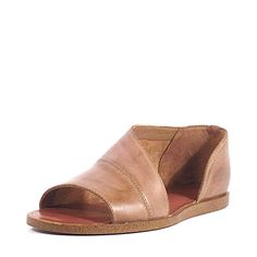 The slip-on do-it-all slide sandals. Our BRADY sandals are formed to fit your foot's unique shape with its soft lather. This bohemian styled sandal is the perfect addition to an every day look. Leather upper. Leather lining. Slip on. Flat sandals. Imported. Leather Loafers, Body Positivity, Keep Warm, Slide Sandals, Flat Sandals, Sale Items, Chelsea, Every Day, Leather Upper