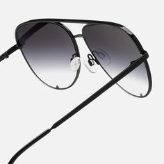 This unisex fan fave features a flat, oversized lens that perfectly balances weight and durability. Frame: Aviator shape Arms: Standard metal arms Details: Signature triangle notches Nose Bridge Fit: Adjustable silicone nose pads POL= polarized Quay High Key, Quay Sunglasses, High Key, Large Face, Pink Mirror, Fade To Black, Nose Bridge, Prescription Sunglasses, Face Shape