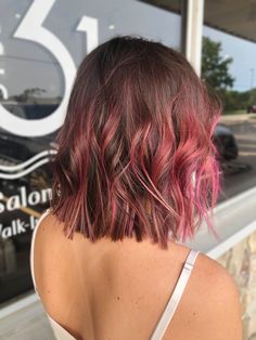 Shirt Hair With Highlights, Pink Hair In Brown Hair, Short Hair With Pink Ends, Rose Gold Underneath Hair Brunette, Peekaboo Hair Bob, Pink Hair Streaks Brunette Short, Short Hair Pink Color, Pink Hair Color Ideas For Brunettes Short Hair, Flower Tattoos With Color