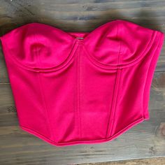 Brand New!! Zara Corset Top In Hot Pink Color. Pink Fitted Crop Top For Date Night, Fitted Pink Crop Top For Date Night, Cropped Rosa Pink, Hot Pink Corset Outfit, Pink Corset Top Outfit, Shein Corset Top, Hot Pink Fits, Hot Pink Corset Top, Hot Pink Outfits