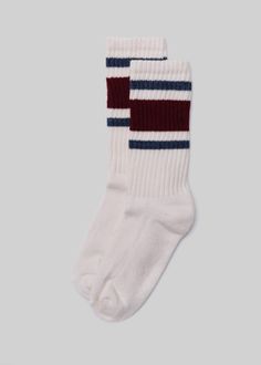 The pair you reach for first. The Retro Stripe remains a staple in any sock drawer. Knit with natural, unbleached cotton in a medium weight and universal fit, a comfortable, cushioned footbed and colorful design guarantees each pair to make an impression. Baby Gift Bag, 37th Birthday, Wool Accessories, Best Baby Gifts, Orange Texas, Sock Drawer, Watch Cap, Retro Stripes, Foot Bed