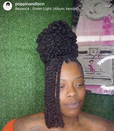 Loc Styles To The Side, Unique Loc Styles Long, Locs Ponytail Styles, Unique Loc Styles Short, Dreads Styles For Women, Soft Locs, Beautiful Locs