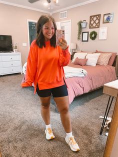 Comfortable Trendy Outfits, Lounge Wear Comfy, Liquid Iv, Friday Fashion, Amazon Account, Athleisure Summer, Athletic Crop Top, Comfy Sets, Pretty Shorts