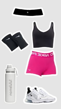 Dive into the latest trends and essentials for the perfect volleyball outfit. From jerseys to shoes, gear up for the court in style. Preppy Volleyball, Cheer Fits, Harper Zilmer, Excersise Outfits, Lulu Fits, Basketball Outfits