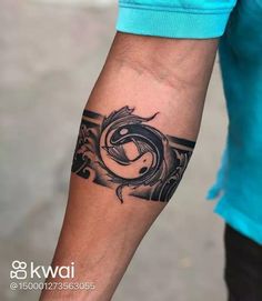 Arm Band Tattoo For Man, Tattoo For Arms Man, New Band Tattoo Designs, Bands Tattoos Men, Around The Arm Tattoo Men, Tatoos Men Fore Arm, Hand Tattoos For Man, Forearm Tattoo Band, Pices Zodiac Tattoo For Men