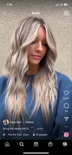 Bright Blonde Hair Money Piece, Icy Fall Blonde, Beige Blonde With Platinum Highlights, Ashy Beachy Blonde Hair, Lived In Blonde For Fall, Creamy Blonde Balayage With Money Piece, Icy Blonde Dimensional Hair, Bronde Haircolor Winter