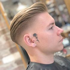 #barber #barberlife #barangaroo #sydneybarber #fade #beard #hairdresser #mensgrooming #sydneyhairdresser #hair #barberlife... Short Hair Fade, Men Short Hair Fade, Young Mens Hairstyles, Crew Cut Haircut, Fade Beard, Classic Mens Hairstyles, Men Short Hair, Boy Haircuts Short, Hipster Hairstyles