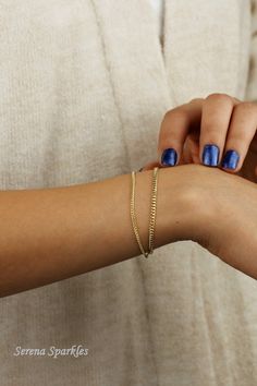 10k Real Gold Curb Chain Bracelet. Its Hollow & Light in Weight. Wear it solo or Layer it with Other Bracelets.  It is just so Perfect For That Everyday Minimalist Look.  Metal: 10k Real Gold Gold Purity: 10k Stamp: 10k or 417 (417 Stamp means 10-karat gold) Link Width 1) 1.85mm 2) 2.65mm Available Lengths: 7 Inch Custom Length Refers to Any Length Below 7 Inch.  Please feel free to message us if you have any questions. These Bracelets are Hollow To Keep it Light in Weight, But Completely Made W Everyday Gold Bracelet, Gold Layered Bracelets, Bracelet Layering, Gold Curb Chain, Curb Chain Bracelet, Bracelet Dainty, Gold Link, Eco Friendly Jewelry, Nose Stud