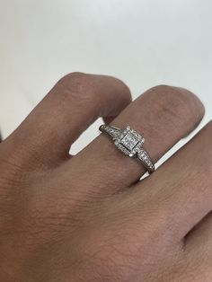 Vintage Ring, 0.20 CT Princess cut Natural Diamond, 10k White Gold, Estate jewelry, jewelry gift for her, Dainty Vintage Ring, elegant ring Jewelry Material: White Gold 10k (the gold has been tested by a professional) Total Carat Weight: 0.17ct (Approx.) Total Metal Weight: 2.17g Size: 6.25 US\ EU 52 \ Diameter 16.70mm (inner diameter) Grading Results: Stone Type: Diamond Shape: Princess Carat: 0.04ct (Approx.), Stones quantity:4 Color: G Clarity:SI2  Grading Results: Stone Type: Diamond Shape: Fine Jewelry Diamond Ring With Baguette Cut For Promise, Fine Jewelry Baguette Cut Diamond Promise Ring, Baguette Cut Diamond Promise Ring, Diamond Cluster Ring Princess Cut Gift, Fine Jewelry Princess Cut Promise Ring, Princess Cut Diamond Cluster Ring As A Gift, Princess Cut Diamond Halo Ring For Gift, Princess Cut Promise Rings With Diamond Accents, Princess Cut Diamond Halo Ring As Gift