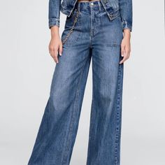 Culta Gaia X Gap Collaboration Released 10/10/24.High Rise Stride Chain Jeans. Size 27. Brand New With Tags. Color Medium Indigo. Chain Jeans, Modern Goddess, Jeans Look, Into Art, Cult Gaia, Gap Jeans, Jeans Color, Pocket Jeans, High Rise Jeans