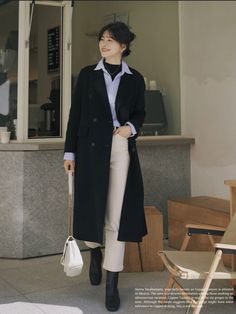 Staylesh Girl Cool, Korean Street Style Winter, Autumn Outfits In Korea Women, Staylesh Girl, Japan Autum Outfits, Cold Winter Outfits Japan, Autumn Outfits Japanese, Japanese Winter Fashion 2022, Japan Outfit Winter