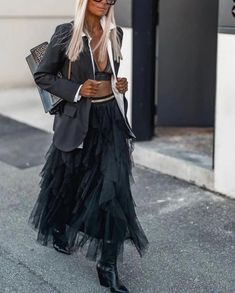 BELLA SKIRT - DarkGlow Gonna Tulle Outfits, Tule Skirt Outfits, Long Tulle Skirt Outfit, Gonna Tulle, Tulle Skirt Fashion, Black Tulle Skirt, Looks Adidas, Tulle Skirts Outfit, Rok Outfit