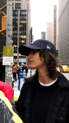 Mica Arganaraz, Cute Comfy Outfits, Mode Inspo, Attractive People, New Yorker, Street Style Women, Hair Inspo, Pretty People, Cool Girl