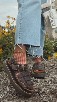 Docs Sandals With Socks, Fisherman Sandals With Socks Outfit, Socks With Doc Marten Sandals, Dr Martens Fisherman Sandals, Doc Martens Sandals With Socks, Doc Marten Fisherman Sandal, Fisherman Sandals With Socks, Doc Marten Fisherman Sandal Outfit, Brown Fisherman Sandals Outfit