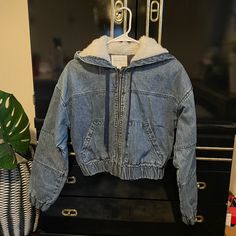 *Cropped Fit *Big Bad Ass Sleeves *Polyester Wool-Look Hood Lining *Excellent Condition, Never Worn *Edgy Stitching And Style Pairs Well With Girly Pieces In Your Closet Jacket With Fluffy Hood, Denim Cropped Jacket, Big Sleeves, Cropped Jacket, Crop Jacket, Aeropostale, Jean Coat, Jean Jacket, Denim Jacket